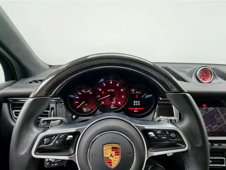 Porsche Macan 2021 — фото 9