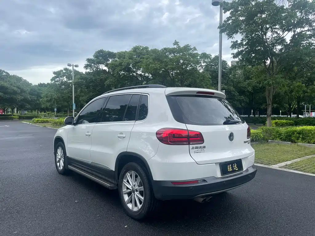 Volkswagen Tiguan 2015 — фото 9