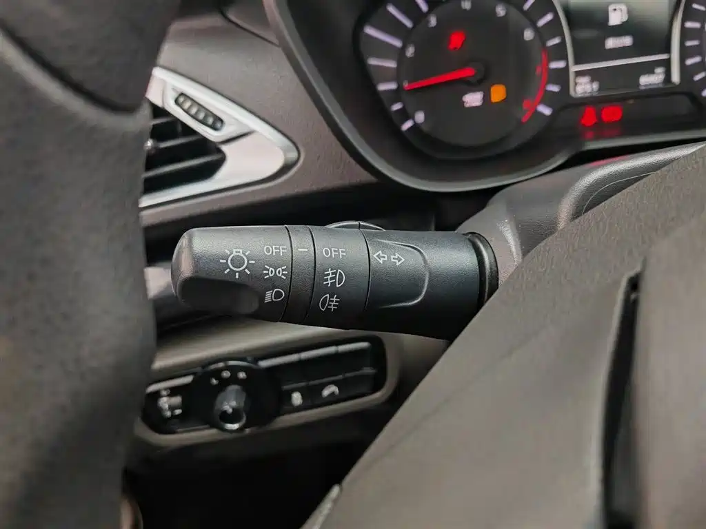GAC Motor Trumpchi GS4 2016 — фото 21
