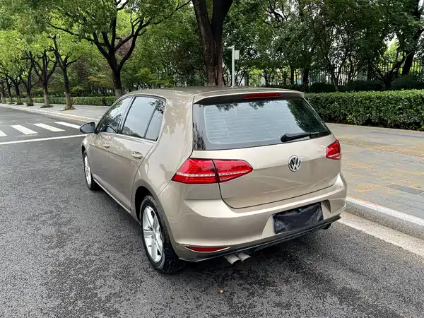 Volkswagen Golf 2016