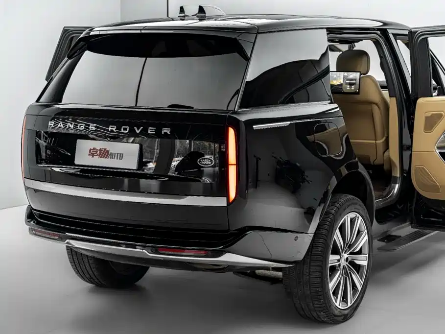 Land Rover Range Rover 2024 — фото 36
