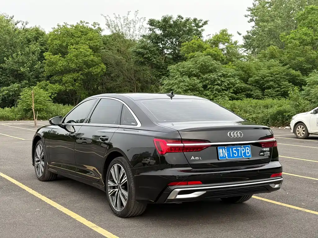 Audi A6L 2025 — фото 6