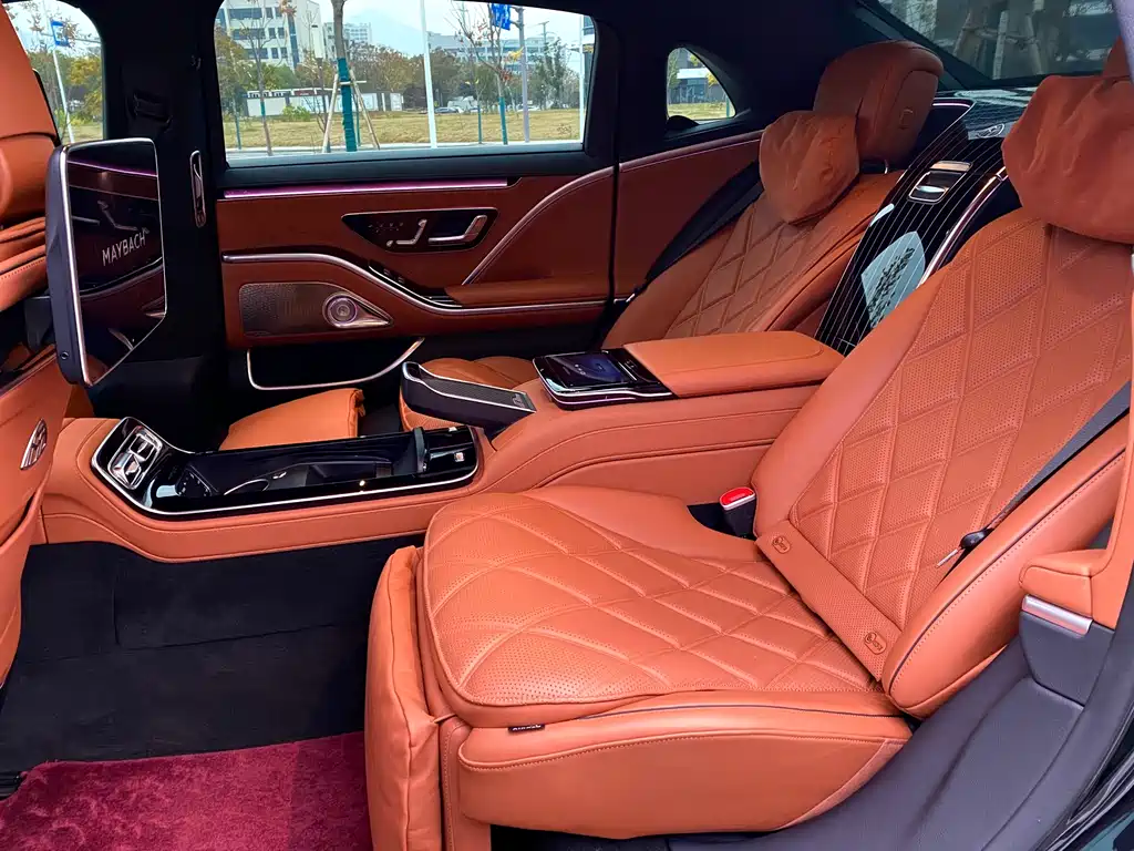 Mercedes-Benz S-Class 2023 — фото 15