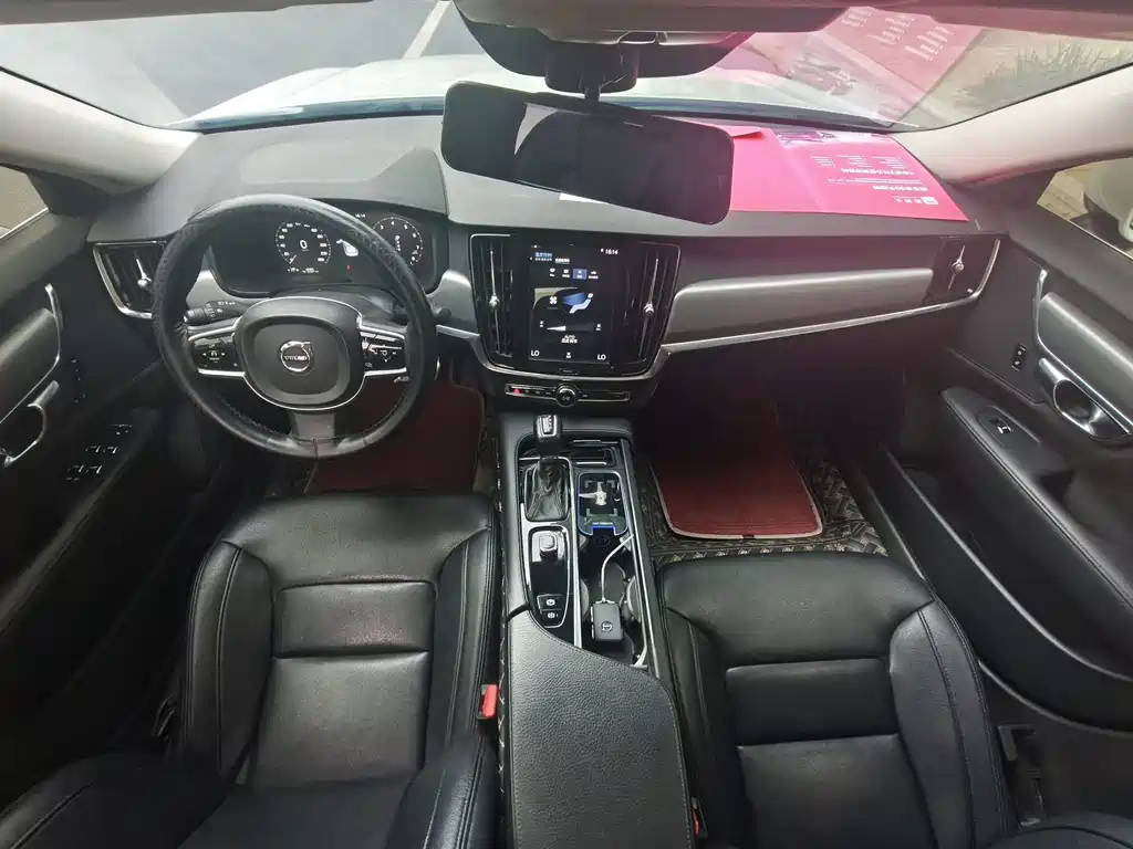 Volvo S90 2018 — фото 13