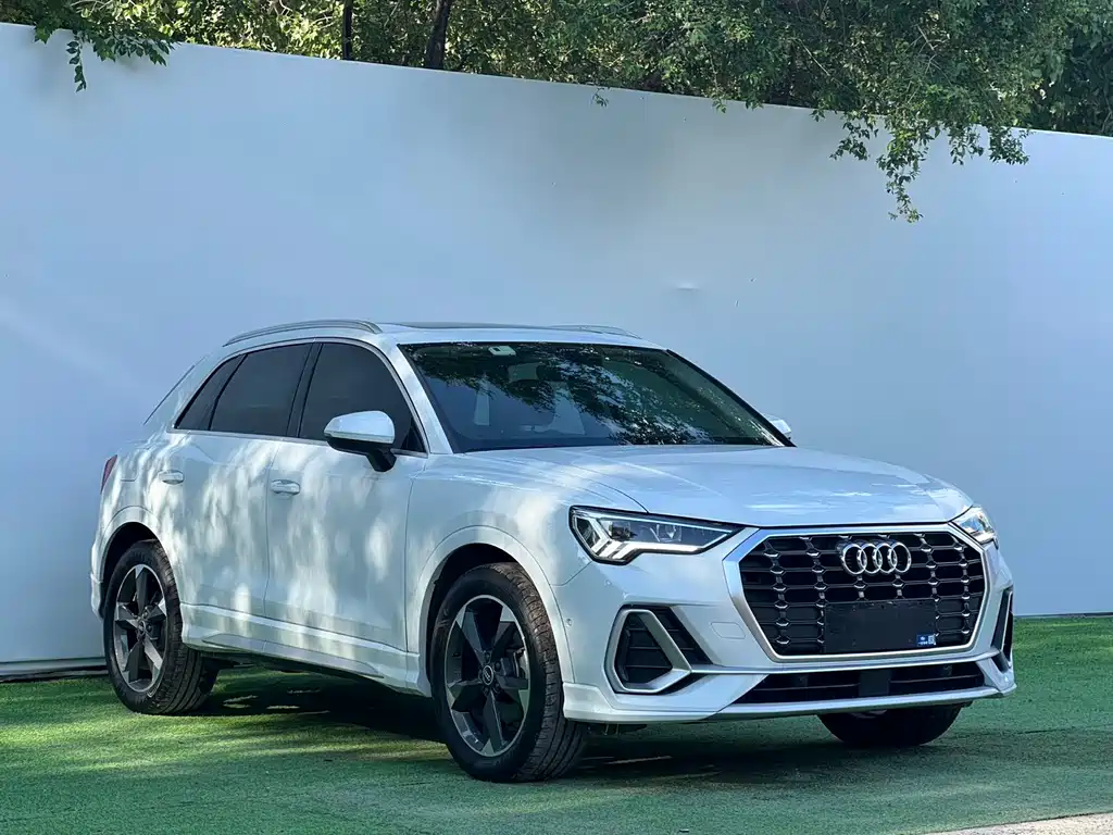 Audi Q3 2022