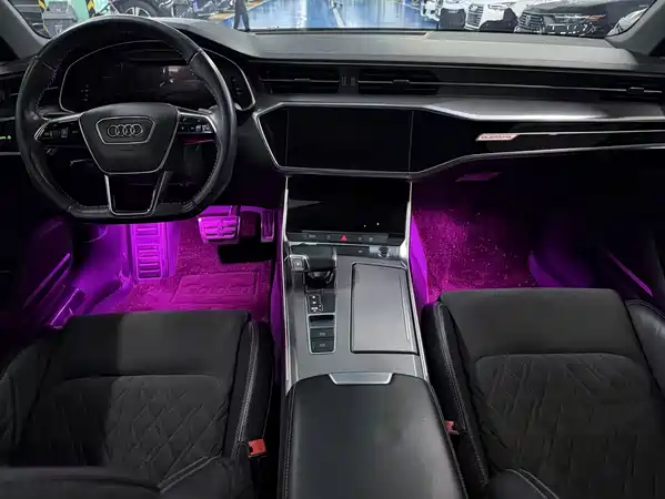 Audi A6L 2023