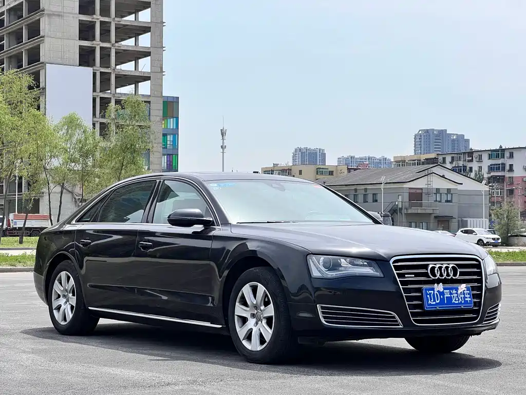 Audi A8 2015 — фото 3