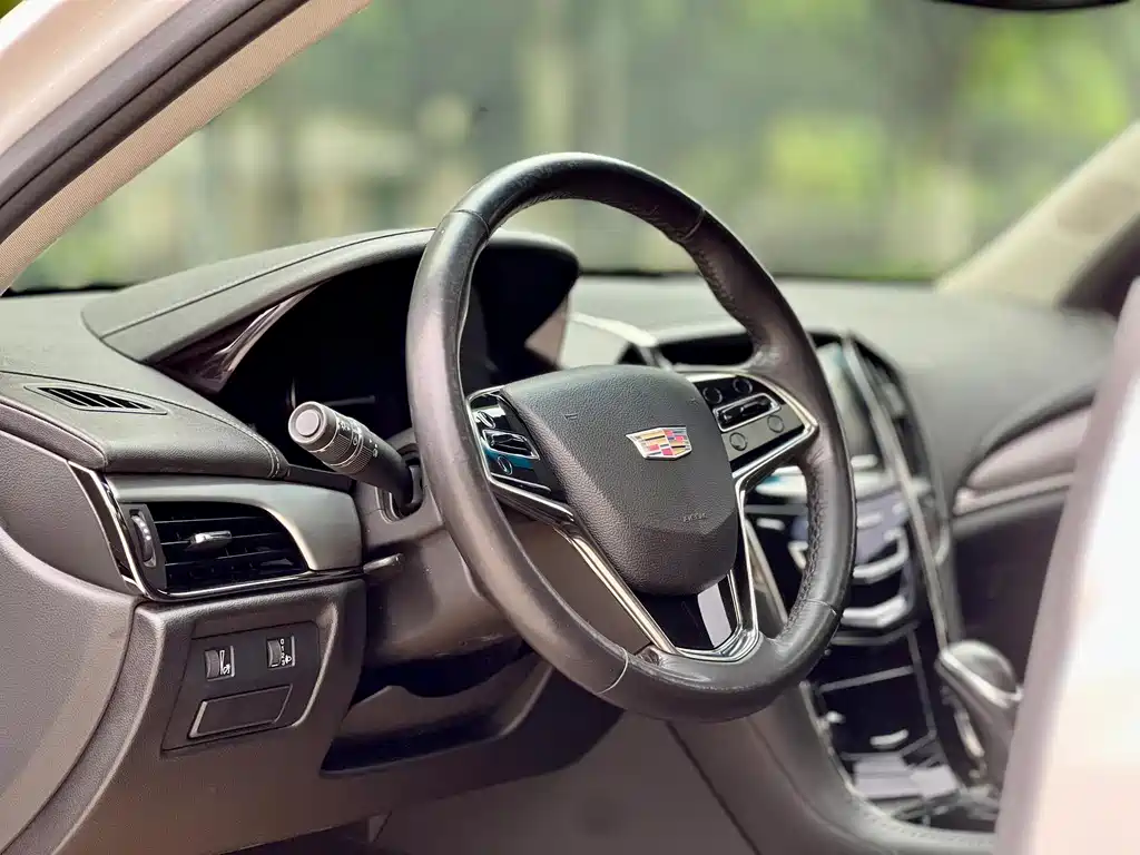 Cadillac ATS-L 2018 — фото 10