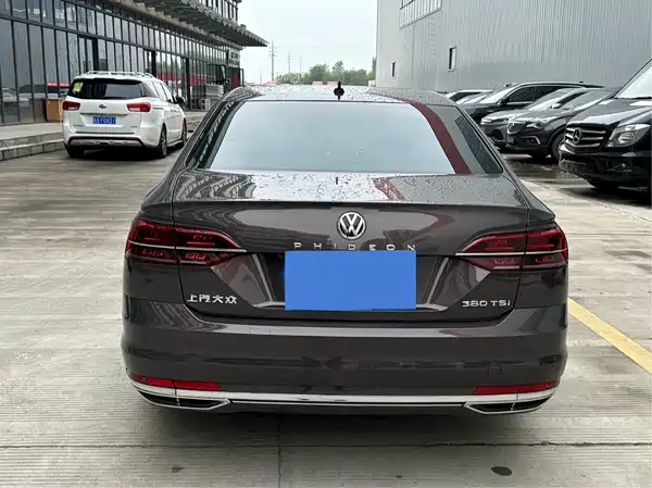 Volkswagen Phideon 2018
