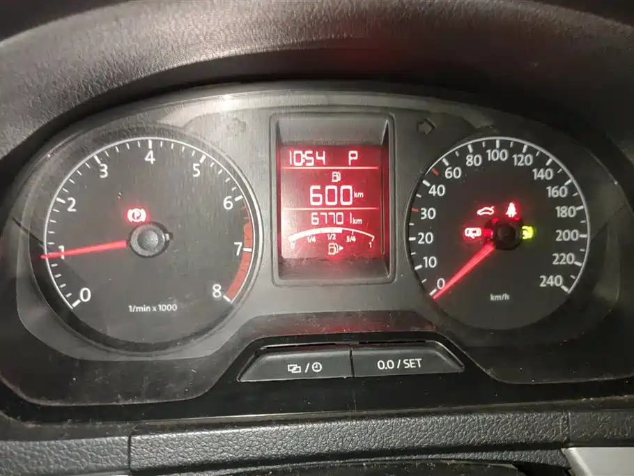 Volkswagen Jetta 2015 — фото 14