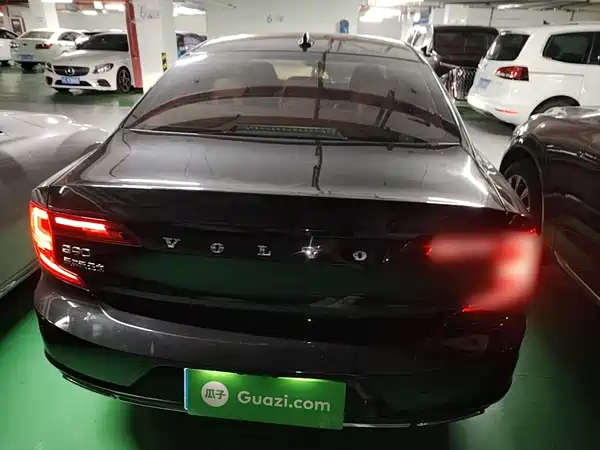 Volvo S90 2019