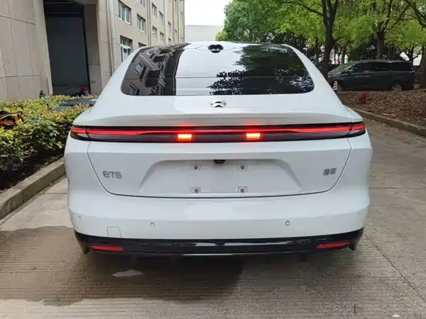 NIO ET5 2025