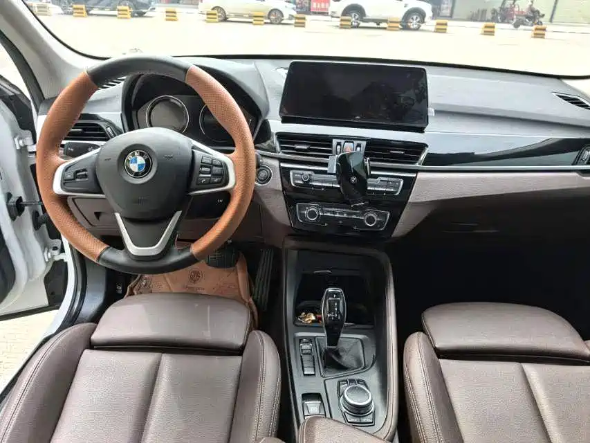 BMW X1 2021