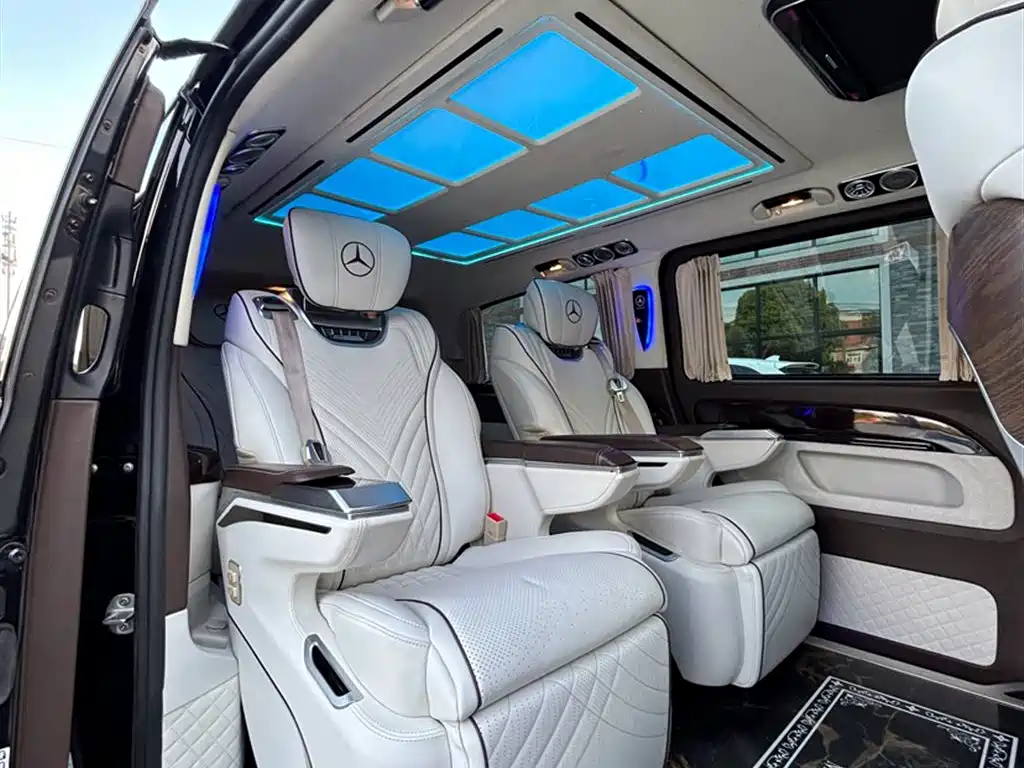 Mercedes-Benz Vito 2022 — фото 22