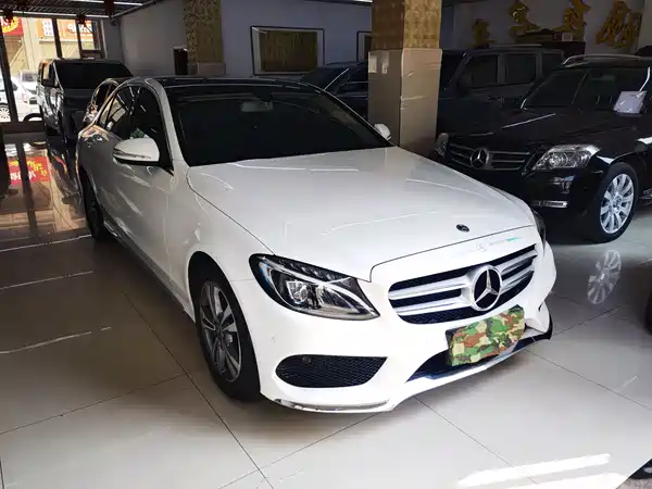 Mercedes-Benz C-Class 2018