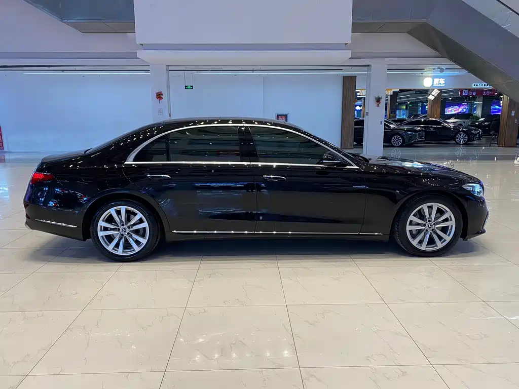 Mercedes-Benz S-Class 2023 — фото 4