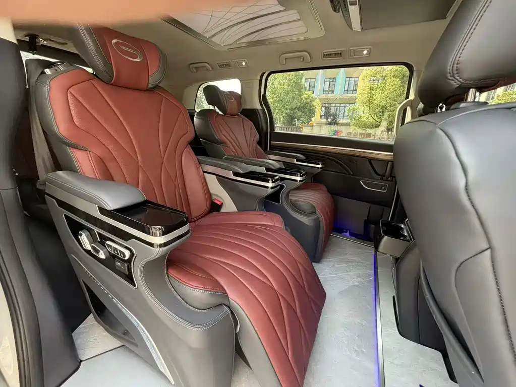 GAC Motor Trumpchi M8 2022 — фото 10