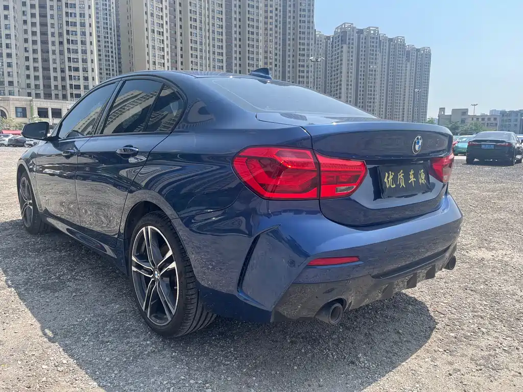 BMW 1 Series 2021 — фото 5