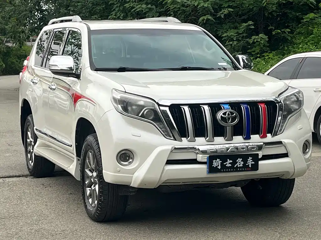 Toyota Prado 2017 — фото 2