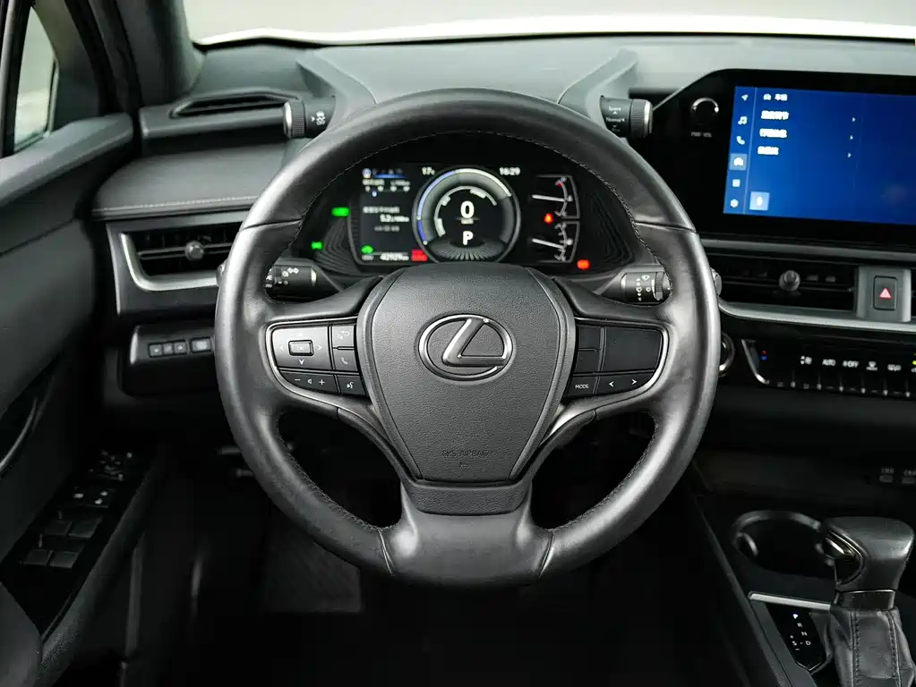 Lexus UX 2023 — фото 19