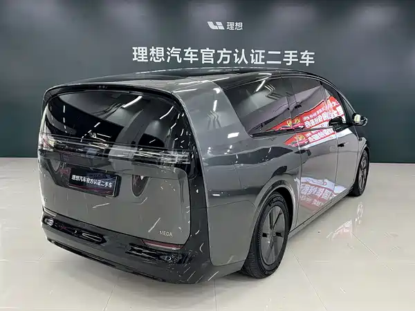 Li Auto MEGA 2024