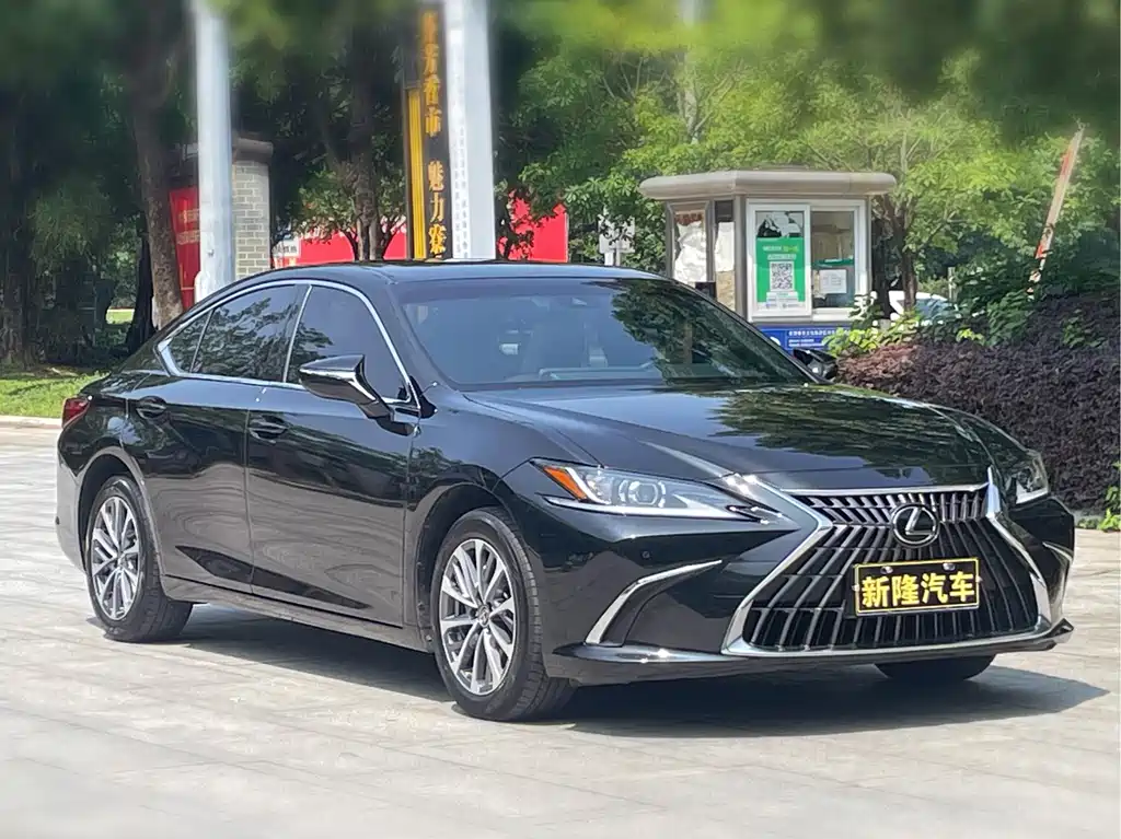 Lexus ES 2023 — фото 3
