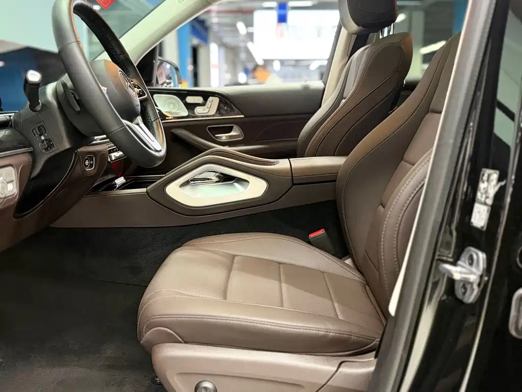 Mercedes-Benz GLS 2023 — фото 19