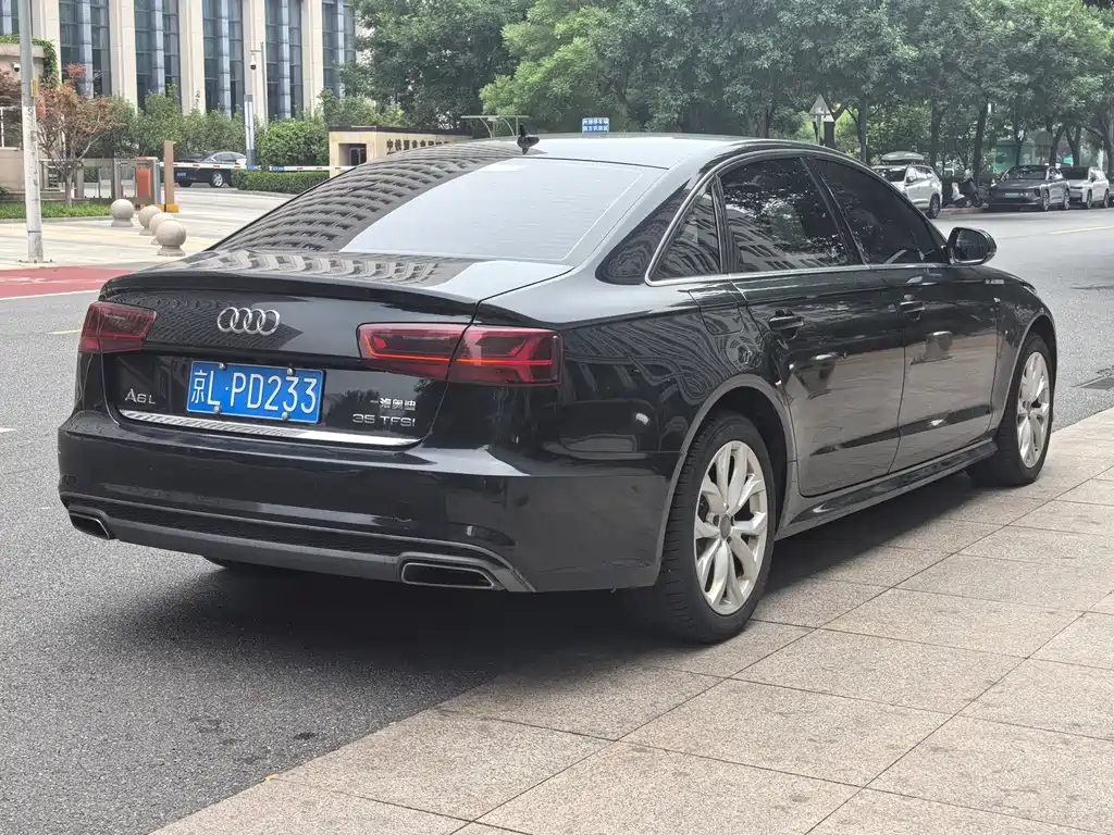 Audi A6L 2018 — фото 4