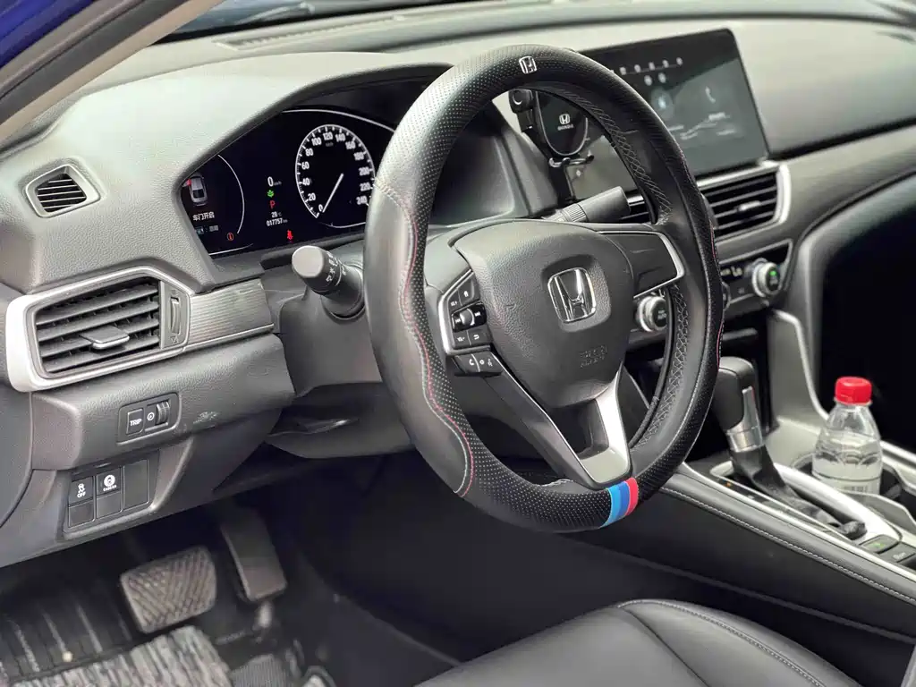 Honda Accord 2023 — фото 8