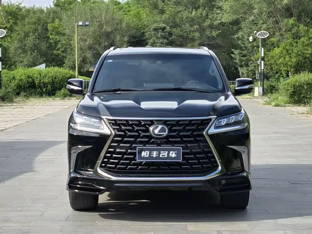 Lexus LX 2022 — фото 2