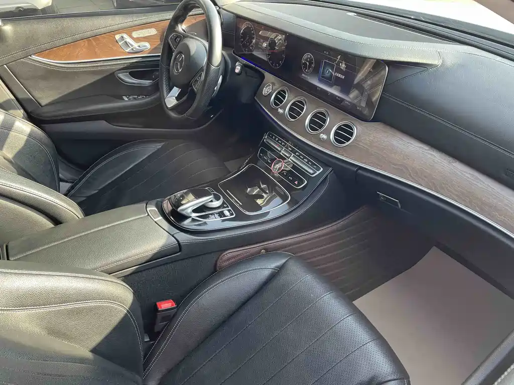 Mercedes-Benz E-Class 2017 — фото 6