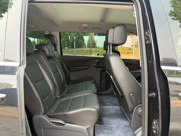 Volkswagen Sharan 2014