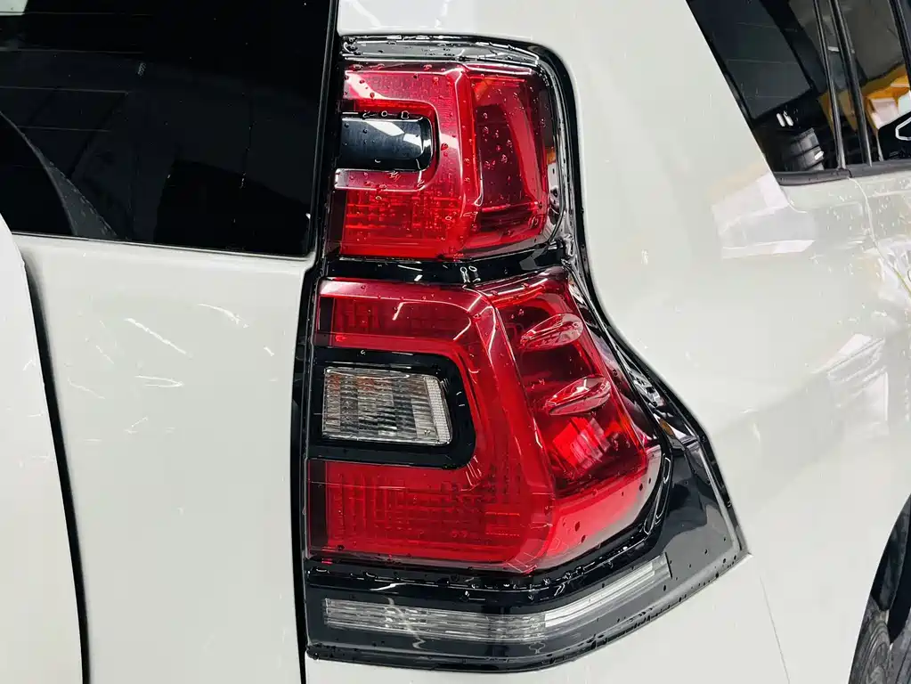 Toyota Prado 2018 — фото 14