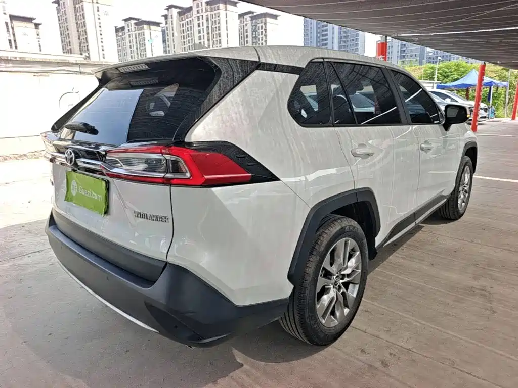 Toyota Wildlander 2024
