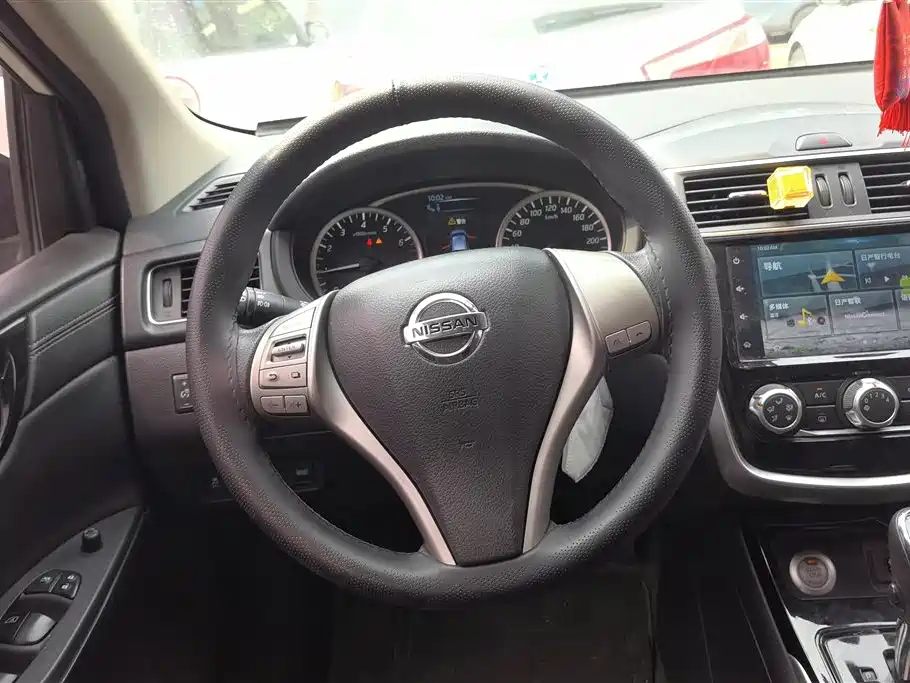 Nissan Tiida 2019 — фото 15