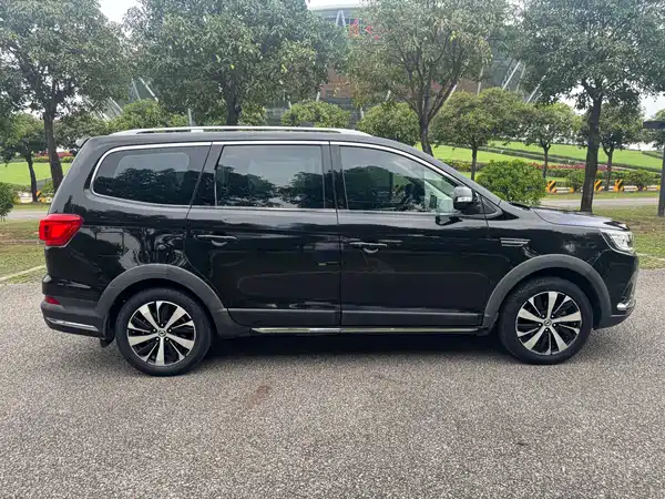 Dongfeng Jingyi X6 2017