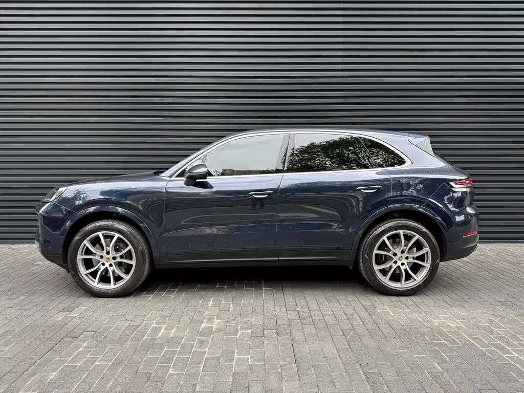 Porsche Cayenne 2024 — фото 2