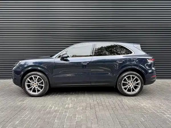 Porsche Cayenne 2024