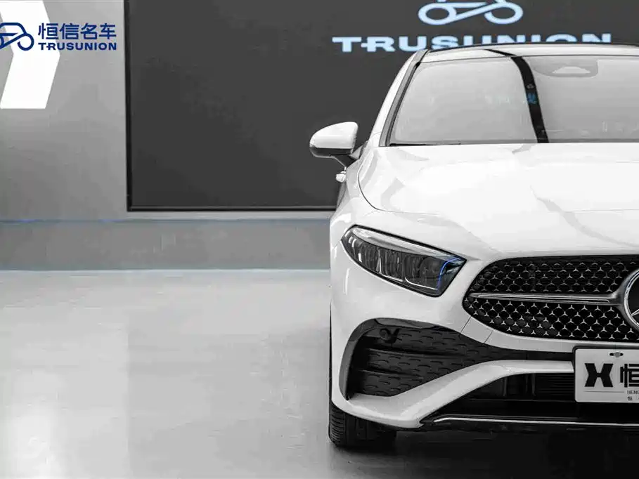 Mercedes-Benz A-Class 2023 — фото 8