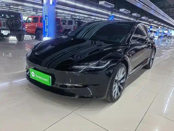 Tesla Model 3 2026
