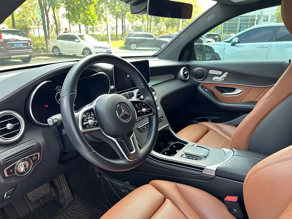 Mercedes-Benz GLC Coupe 2023 — фото 6