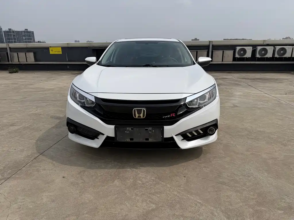 Honda Civic 2018 — фото 2