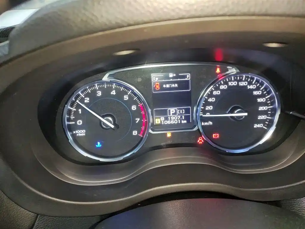 Subaru Forester 2018 — фото 12