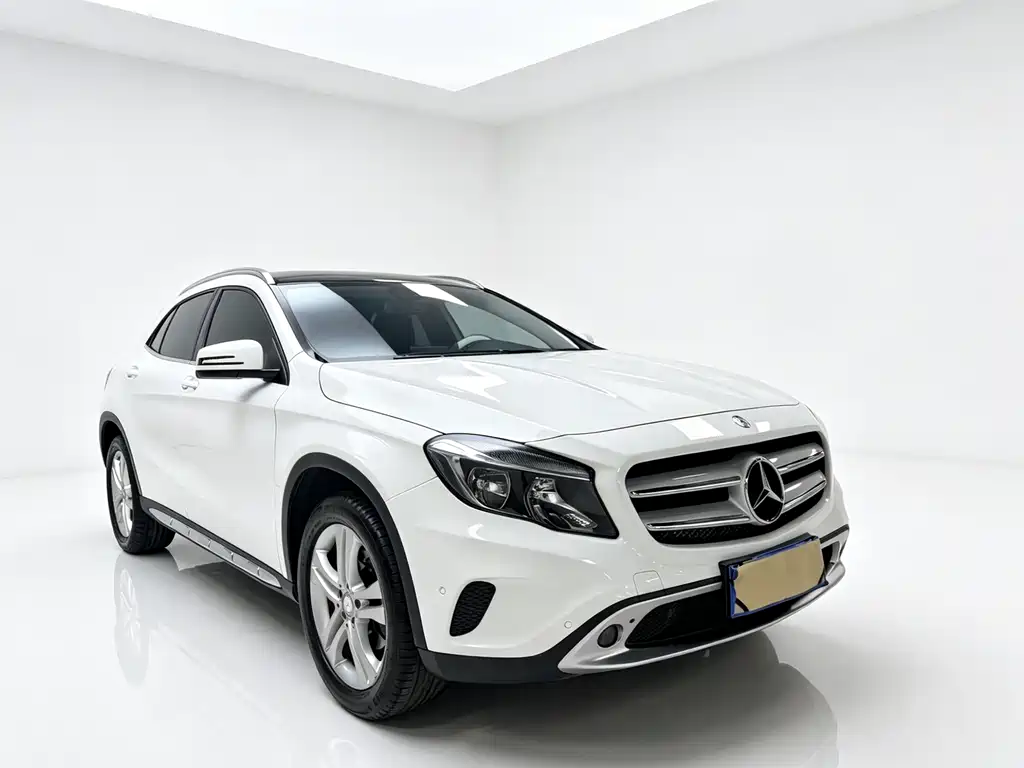 Mercedes-Benz GLA 2015 — фото 7