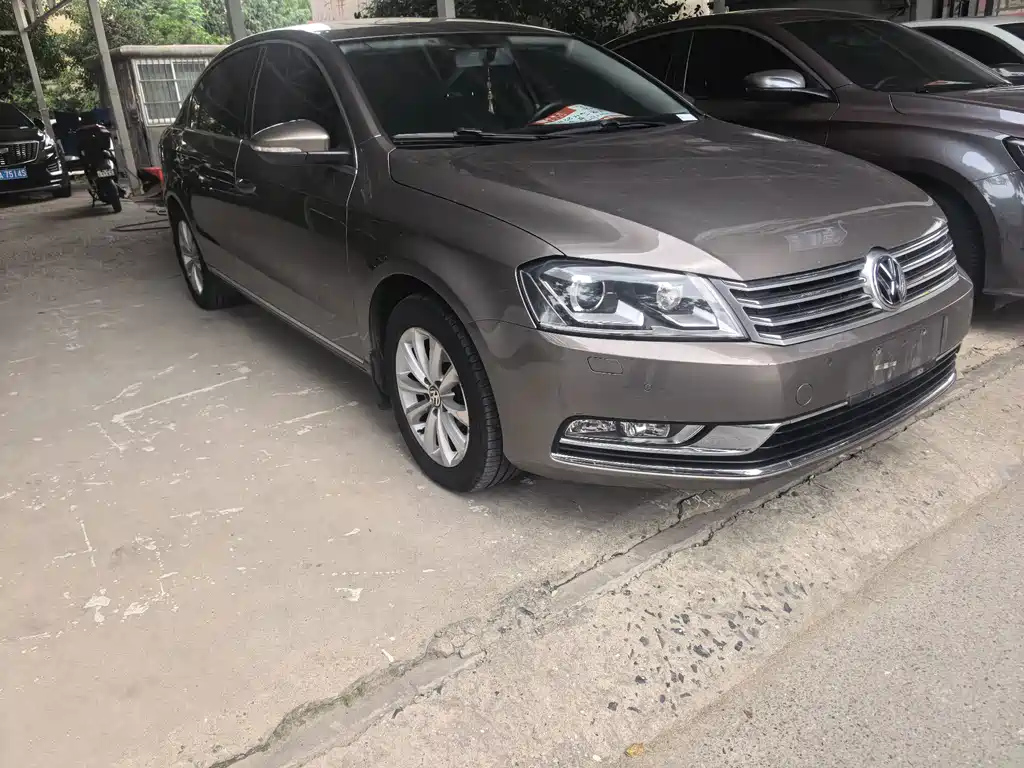 Volkswagen Magotan 2016