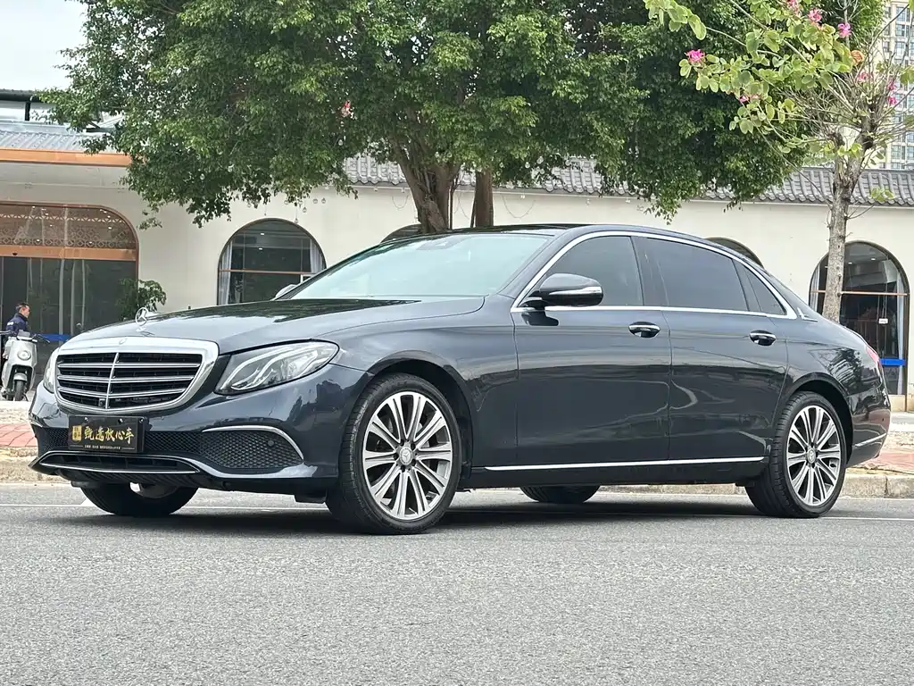 Mercedes-Benz E-Class 2016 — фото 1