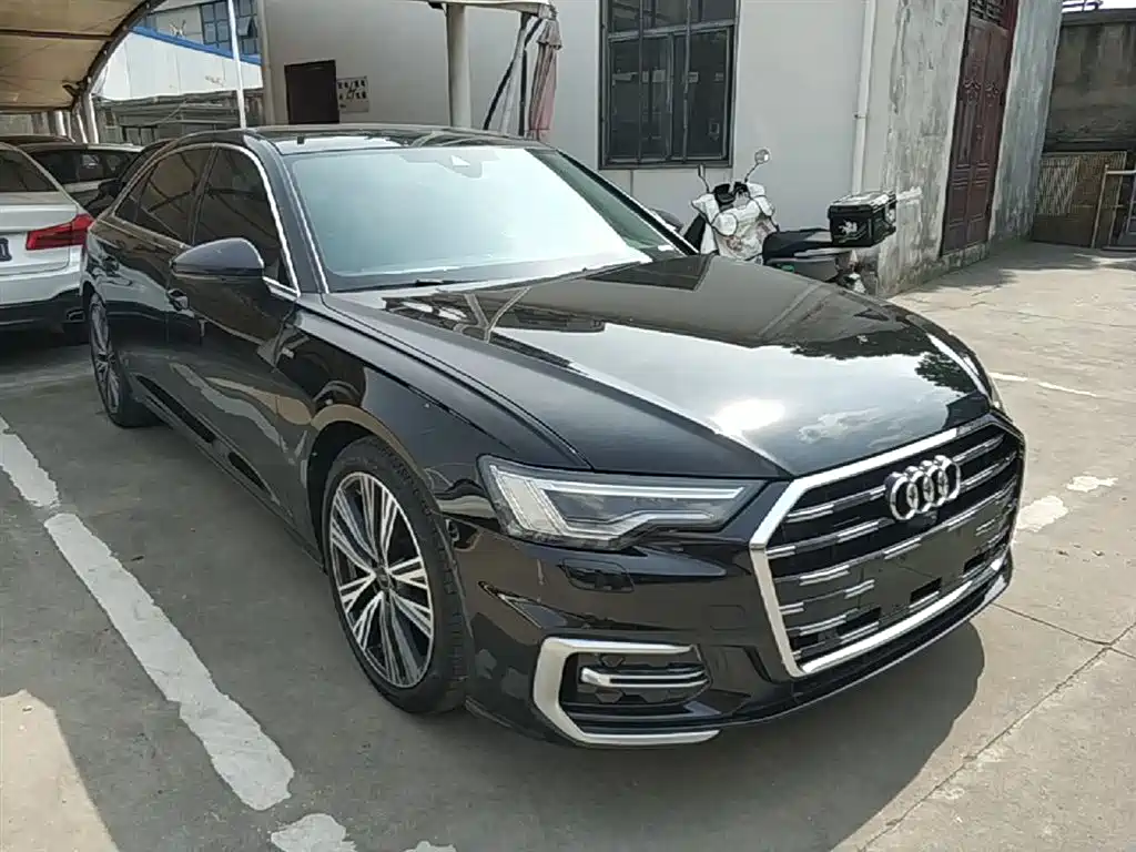 Audi A6L 2023 — фото 4