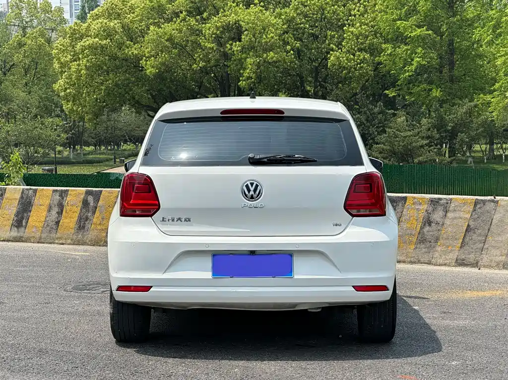 Volkswagen Polo 2017 — фото 6