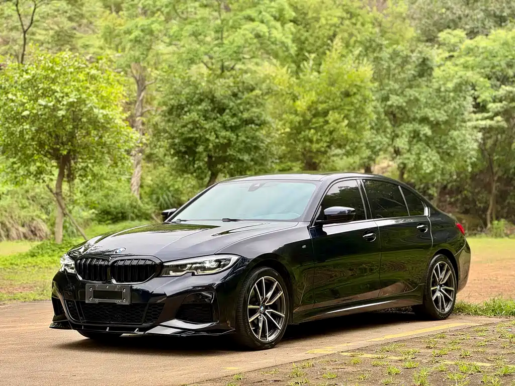 BMW 3 Series 2021