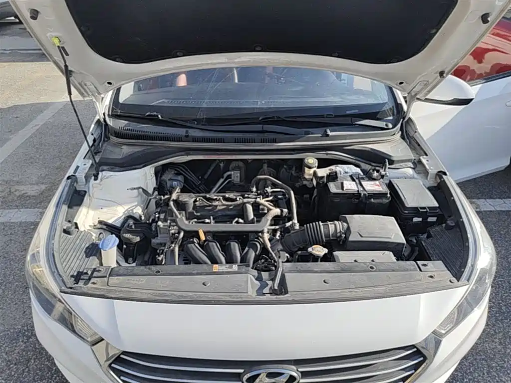Hyundai Verna 2018 — фото 20